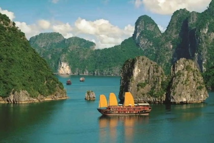 HÀ NỘI – LÀO CAI – SAPA  – BÁI ĐÍNH – TRÀNG AN – HẠ LONG